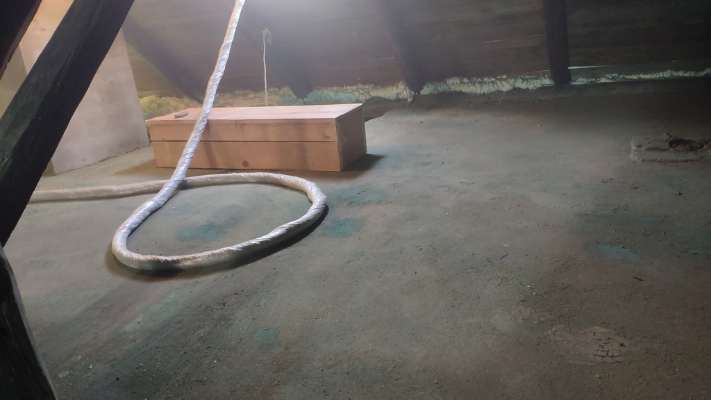 Zateplení sedlové střechy a půdy rodinného domu, Bílovec — fotka 3