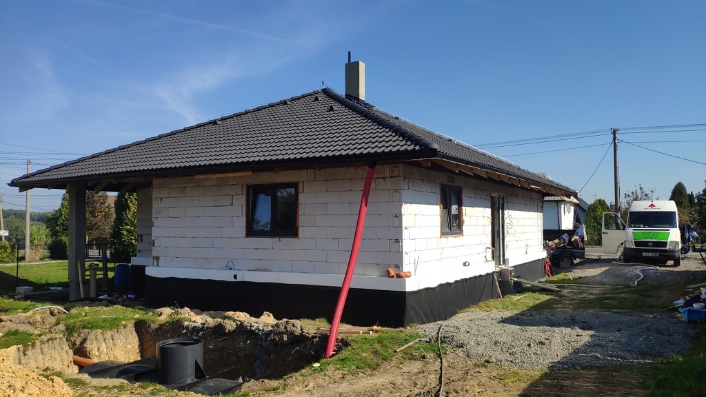Tepelná izolace stropu stříkanou pěnou, Lískovec — fotka 1