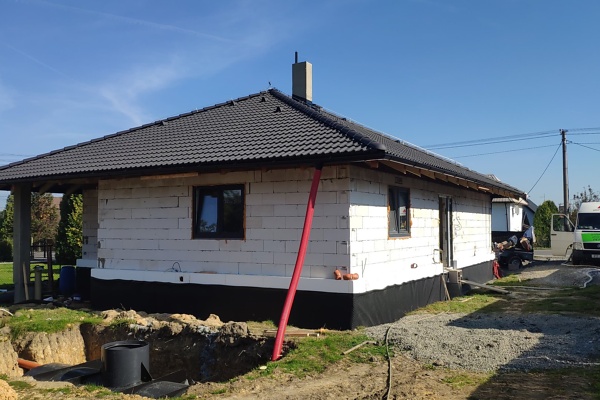 Tepelná izolace stropu stříkanou pěnou, Lískovec — fotka 1
