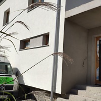 Stříkaná izolace sklepních stropů polotvrdou PUR pěnou, Ostrava, Krásné Pole — fotka 1
